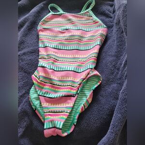 Gjrls size 8 bathingsuit